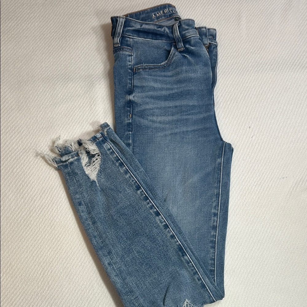 American Eagle Distressed Jeans